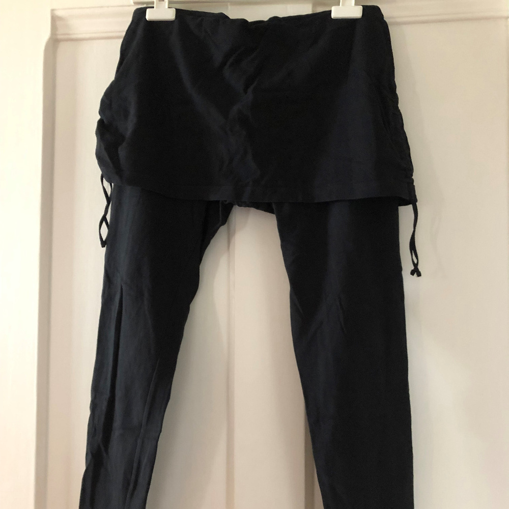 Athleta skirt capri leggings